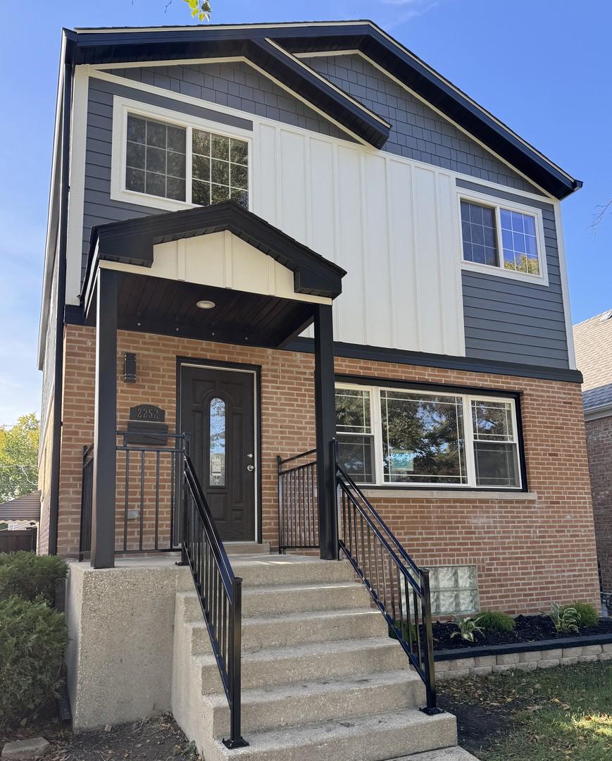 2252 Northgate Ave., North Riverside, IL 60546