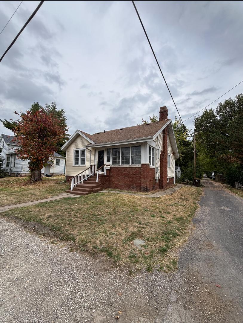 2512 N Maryland St., Peoria, IL 61603