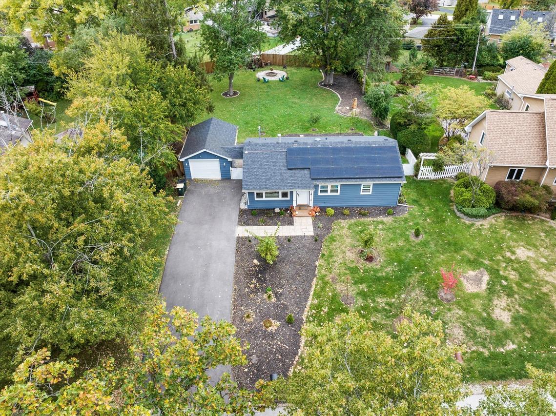 449 Circle Ave., Willowbrook, IL 60521