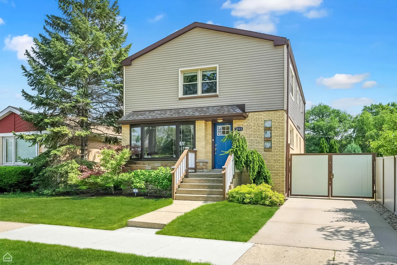 7515 W Roscoe St., Chicago, IL 60634