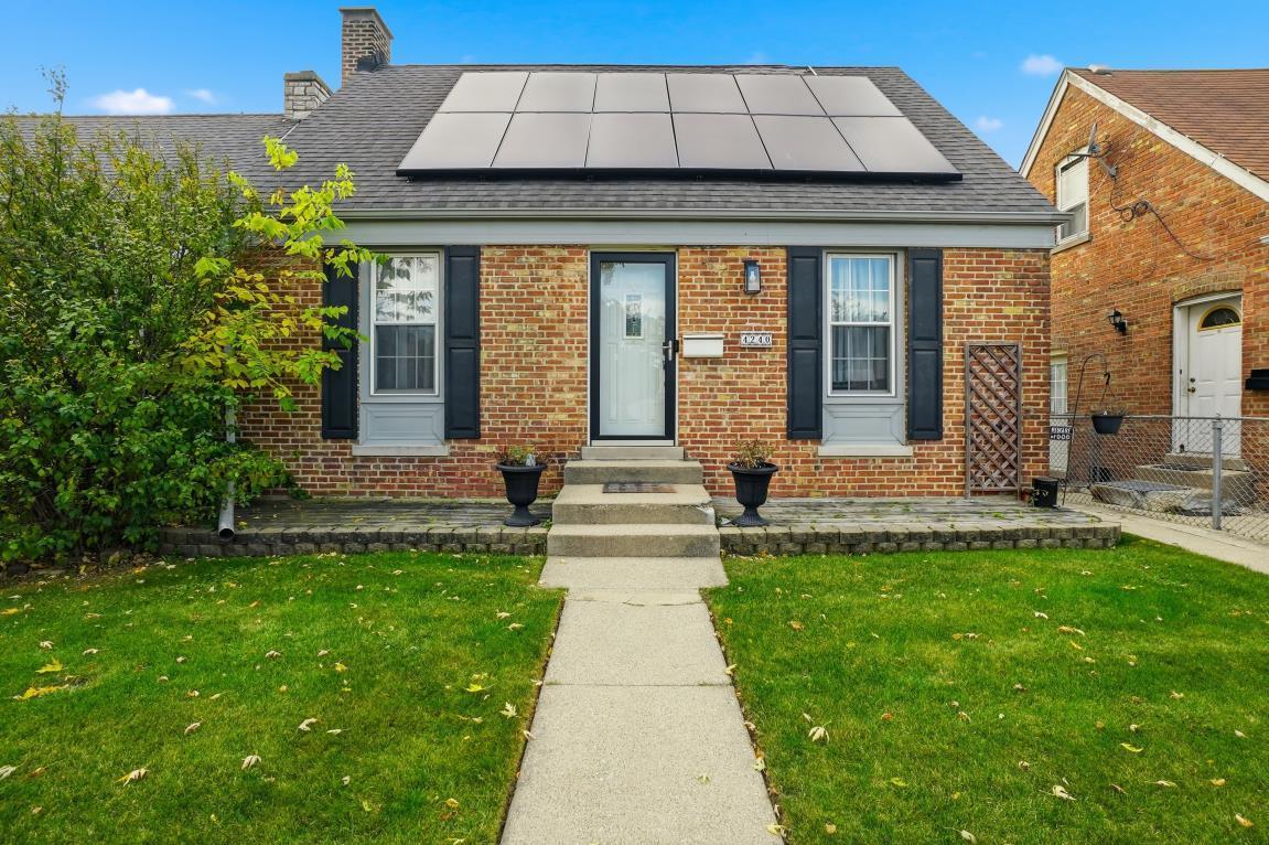 4240 Custer Ave., Brookfield, IL 60513