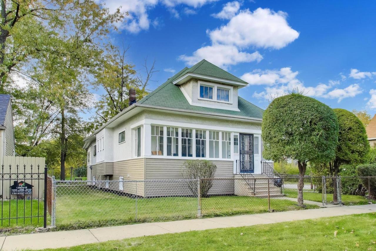 10100 S Parnell Ave., Chicago, IL 60628