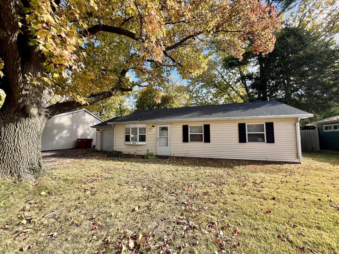 1410 S Mattis Ave., Champaign, IL 61821