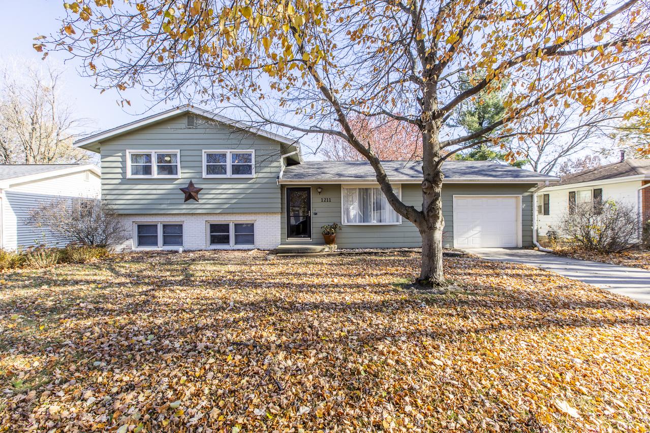 [Address Hidden by Seller], Bloomington, IL 61704