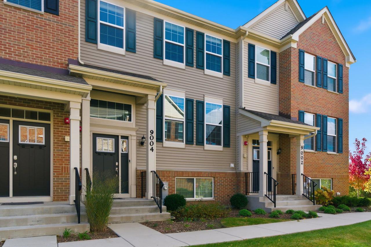 9004 Dolby St., Huntley, IL 60142