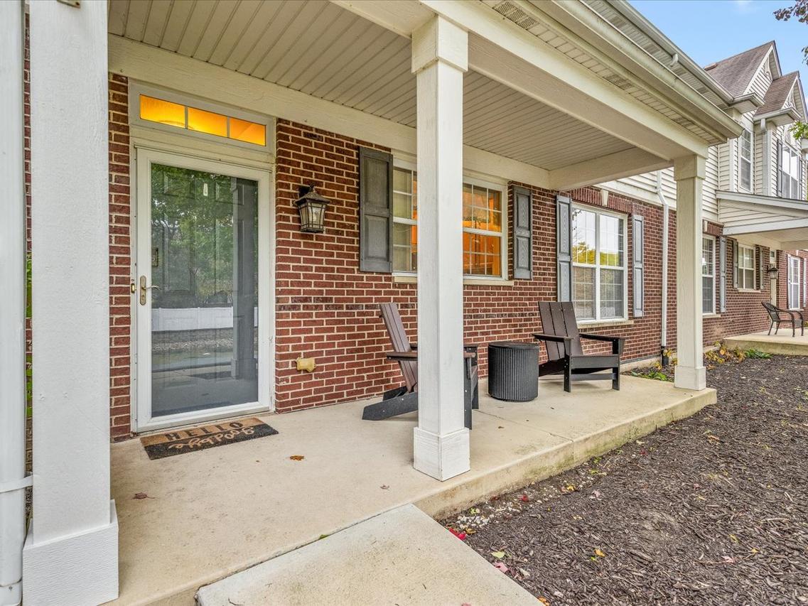 1969 Oxley Cir., Naperville, IL 60563