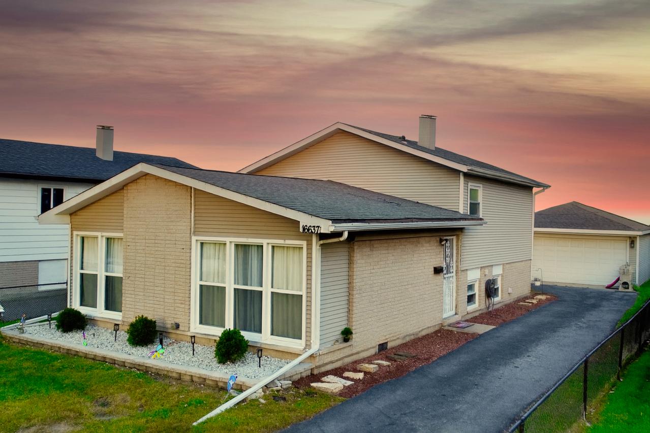 16637 Paulina St., Markham, IL 60428