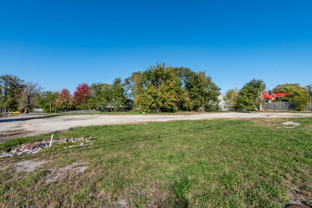 10038 W Beach Rd., Beach Park, IL 60087