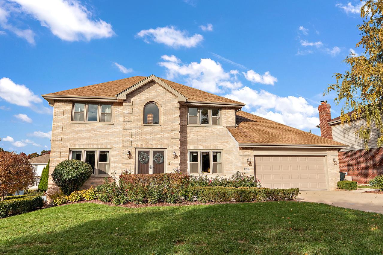 16626 Pear Ave., Orland Park, IL 60467