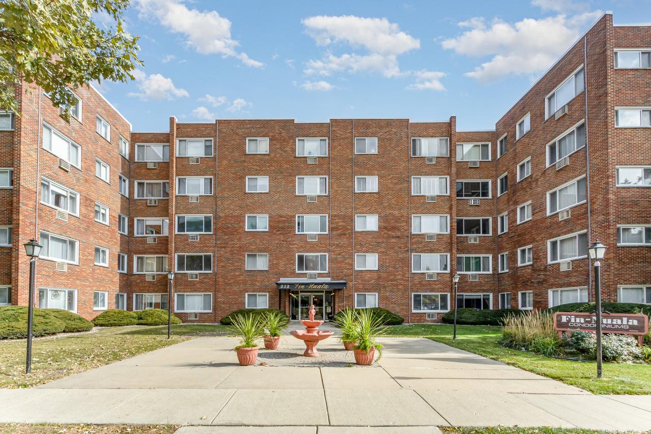 222 Madison St. #508, Joliet, IL 60435