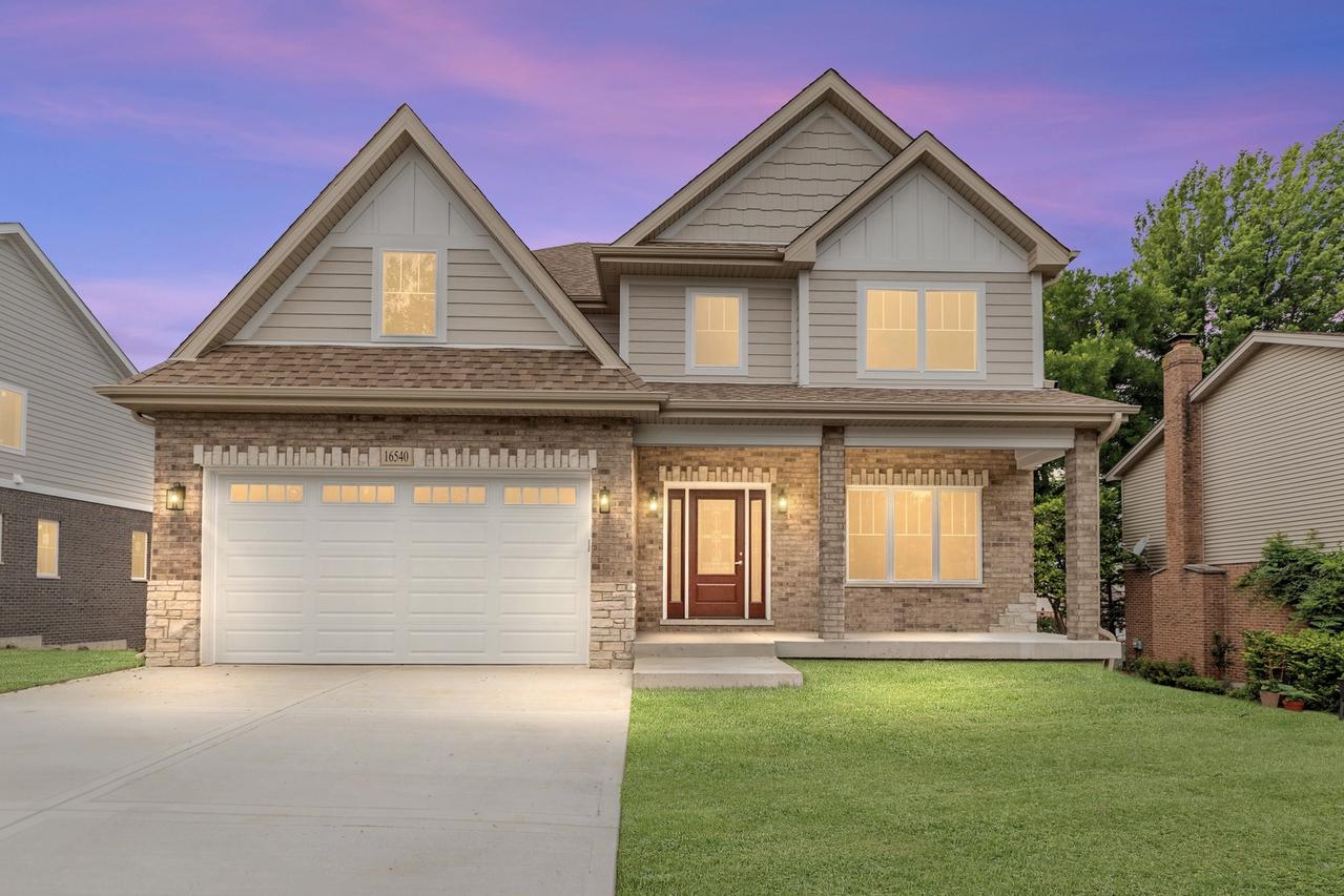16540 Pear Ave., Orland Park, IL 60467