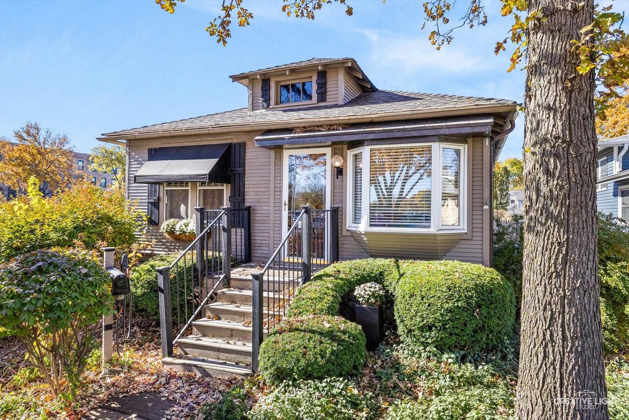 509 N Brainard St., Naperville, IL 60563