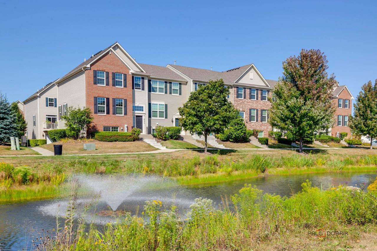 231 Lionel Dr., Grayslake, IL 60030