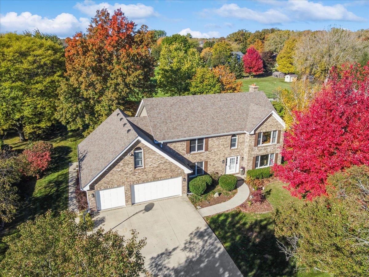 718 Fairview Ln., Bartlett, IL 60103