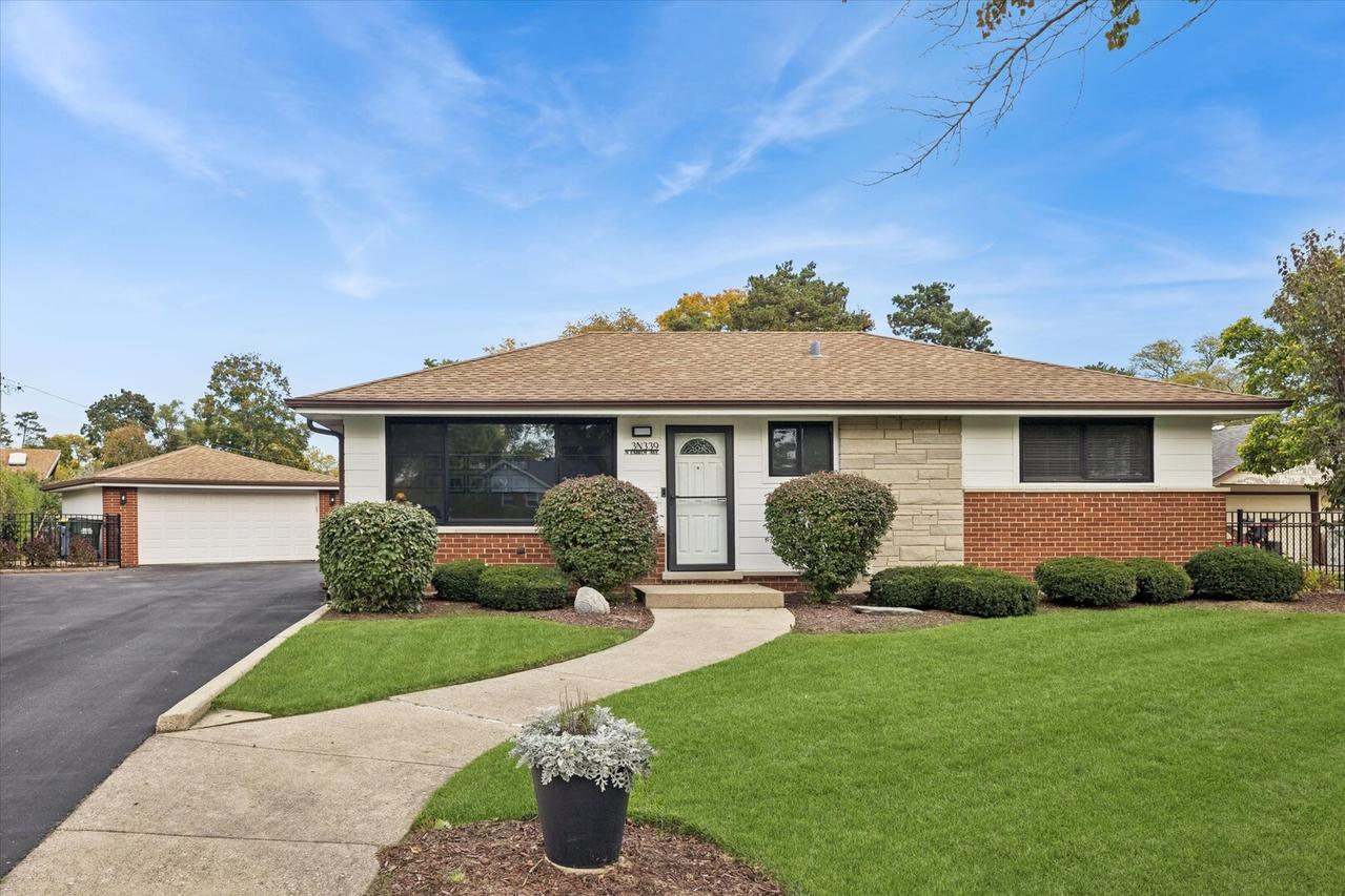 [Address Hidden by Seller], Elmhurst, IL 60126
