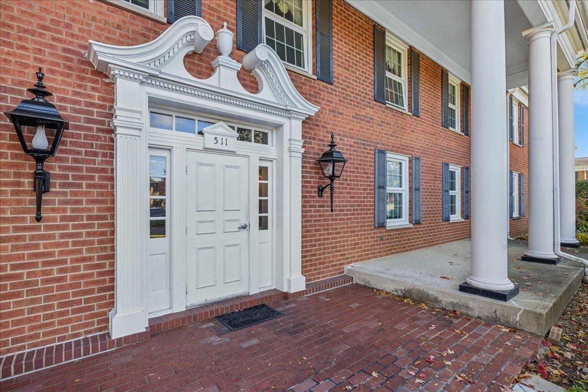 511 Coventry Ln. #2, Crystal Lake, IL 60014