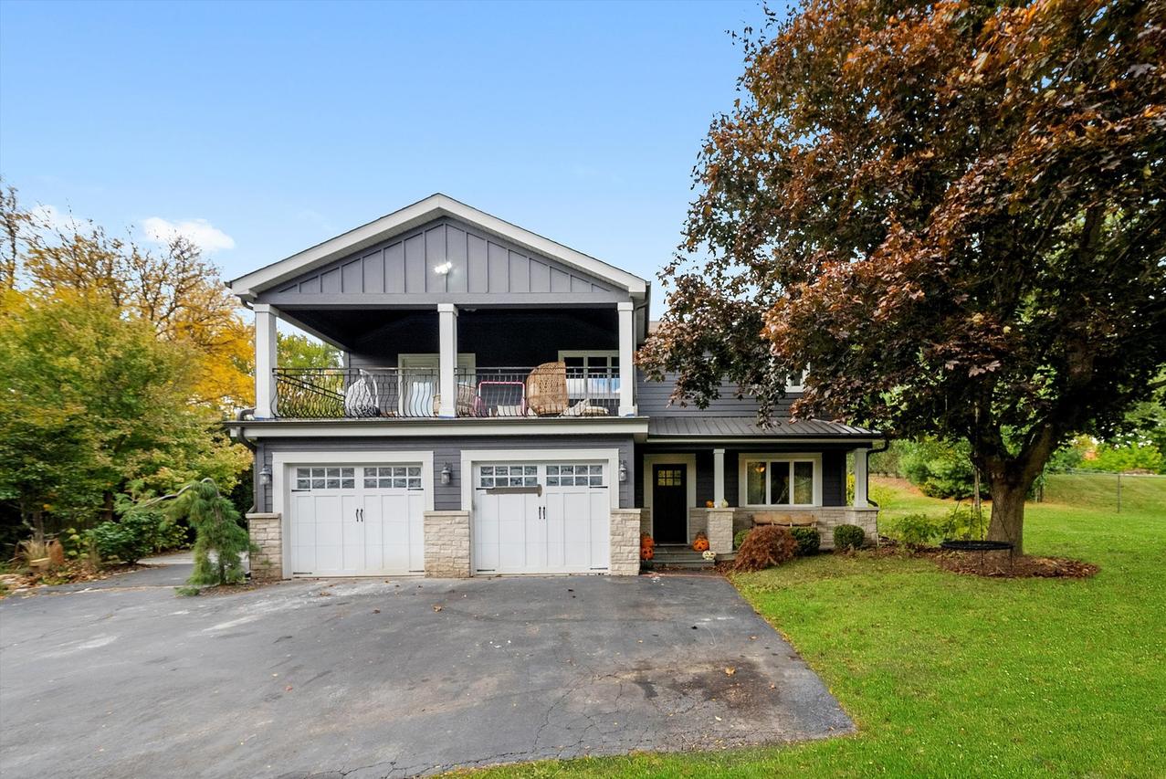 14N468 Bonnie Ln., Elgin, IL 60124