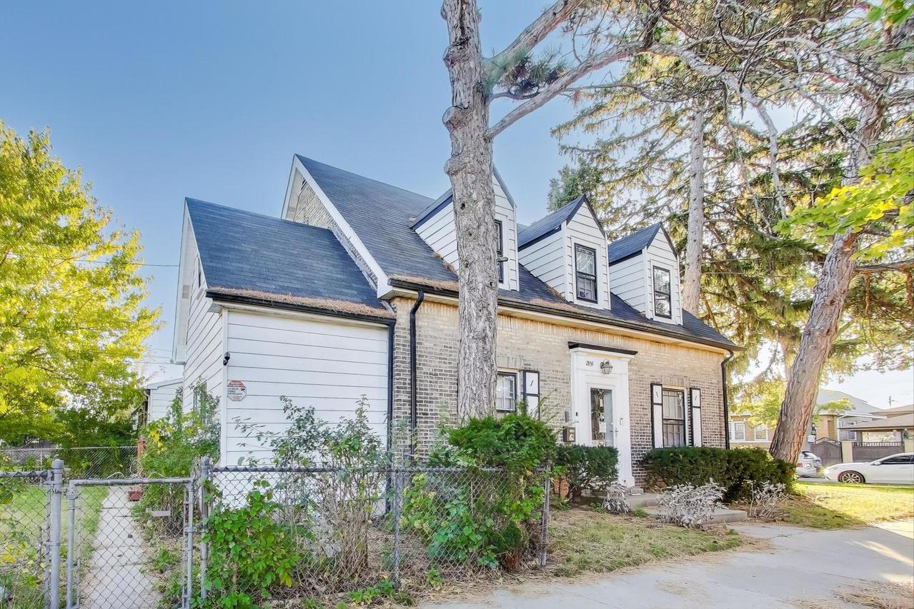 2859 N Mango Ave., Chicago, IL 60634