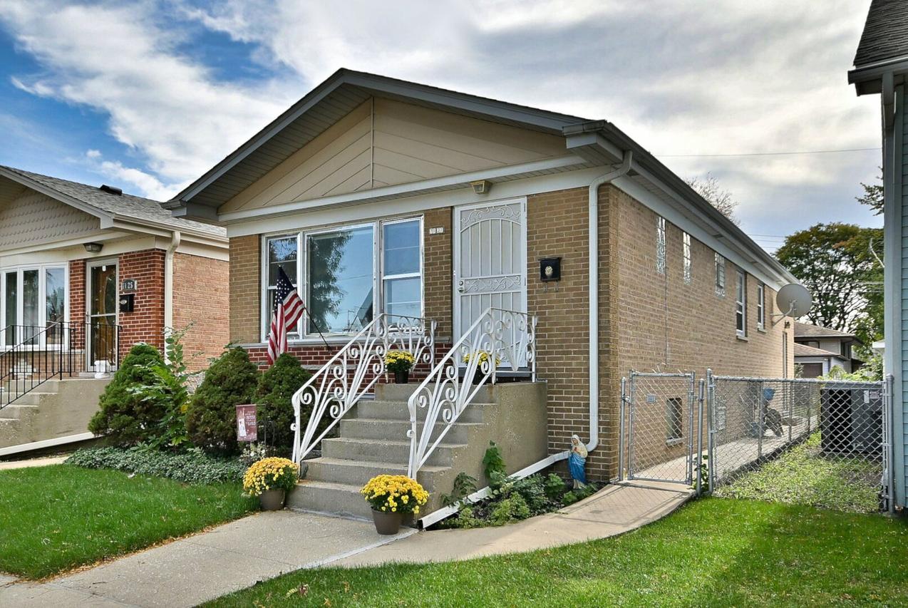 7127 W Summerdale Ave., Chicago, IL 60656