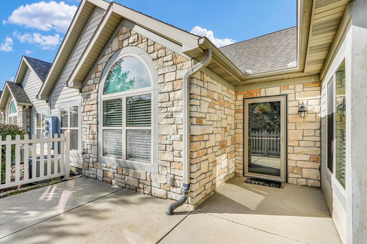 2730 Madelynn Dr., Champaign, IL 61822