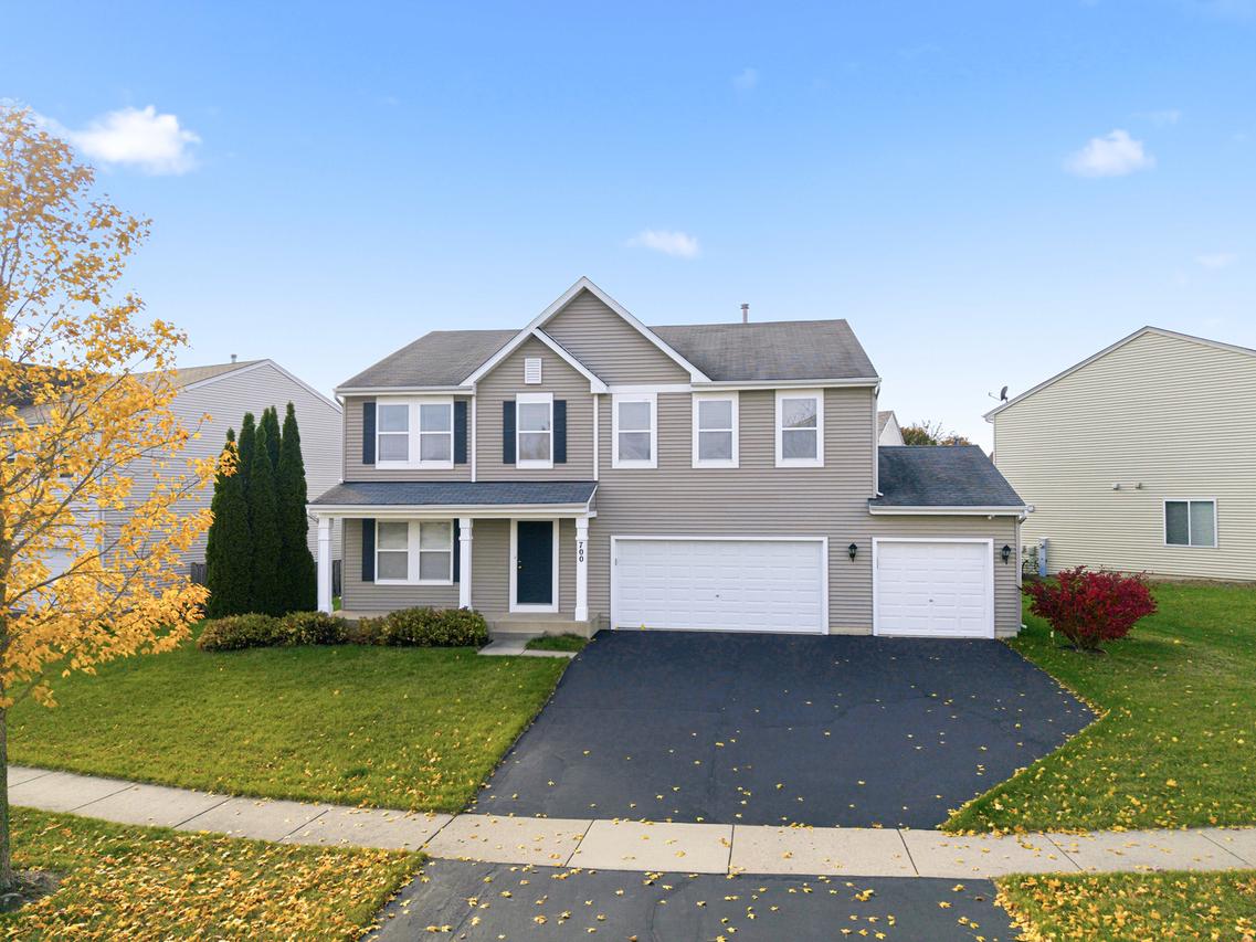 700 Brighton Dr., Pingree Grove, IL 60140