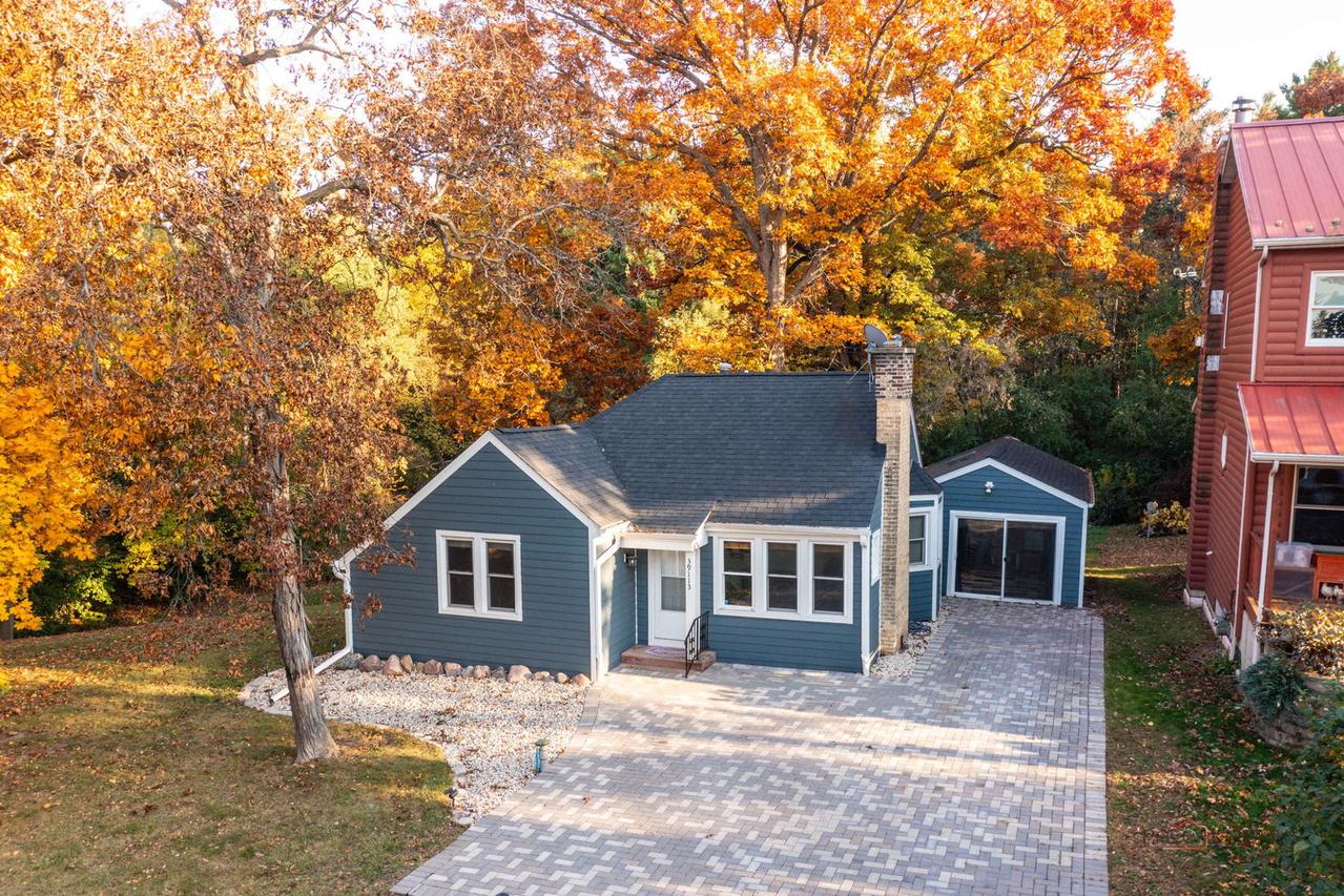 39113 N Cedar Crest Dr., Lake Villa, IL 60046