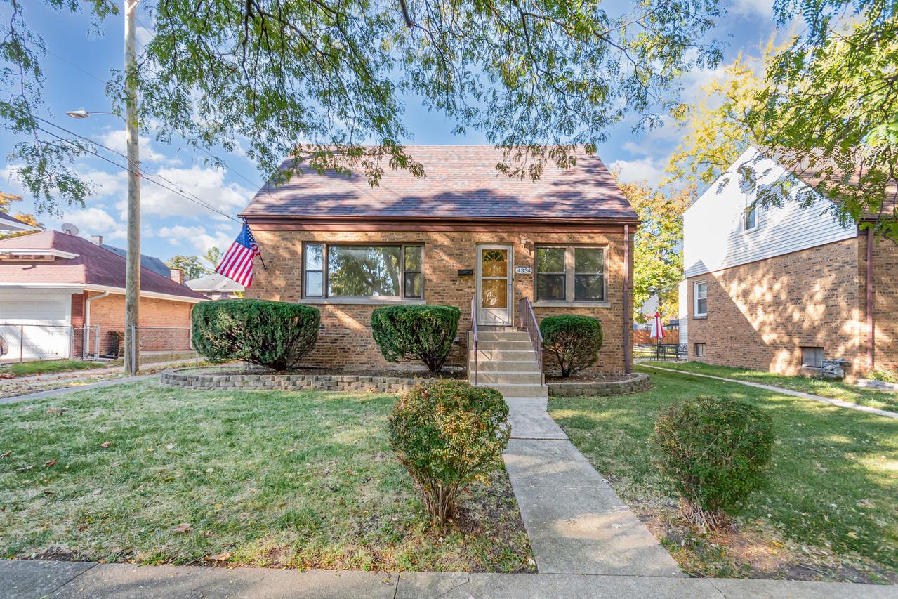 4334 Dubois Blvd., Brookfield, IL 60513