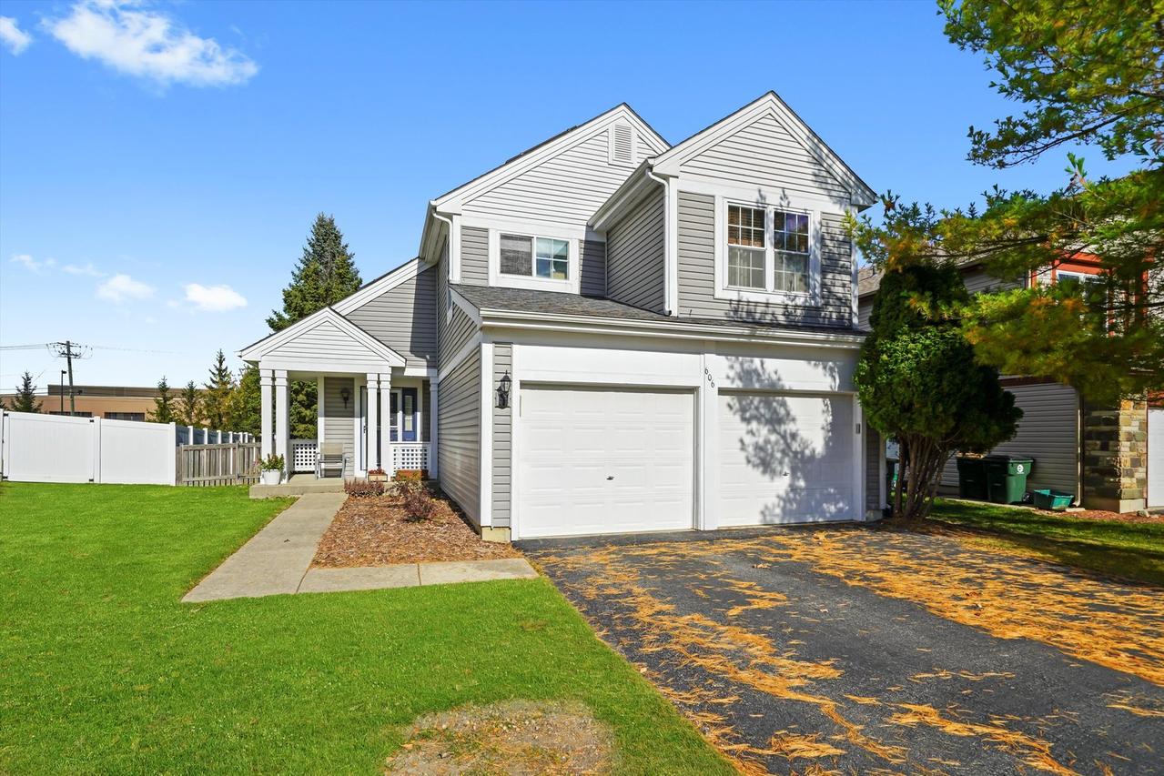 606 E London Ct., Round Lake Beach, IL 60073