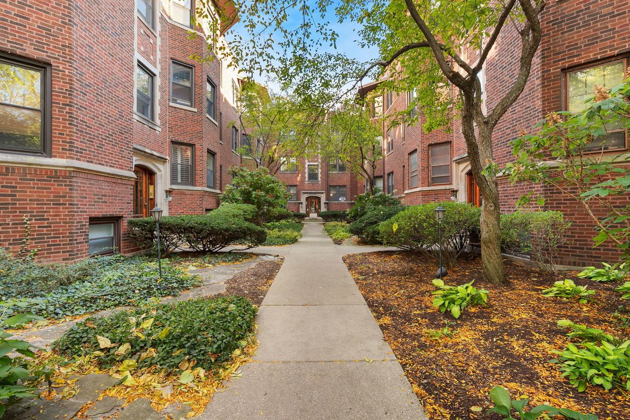 529 W Brompton Ave. #3N, Chicago, IL 60657