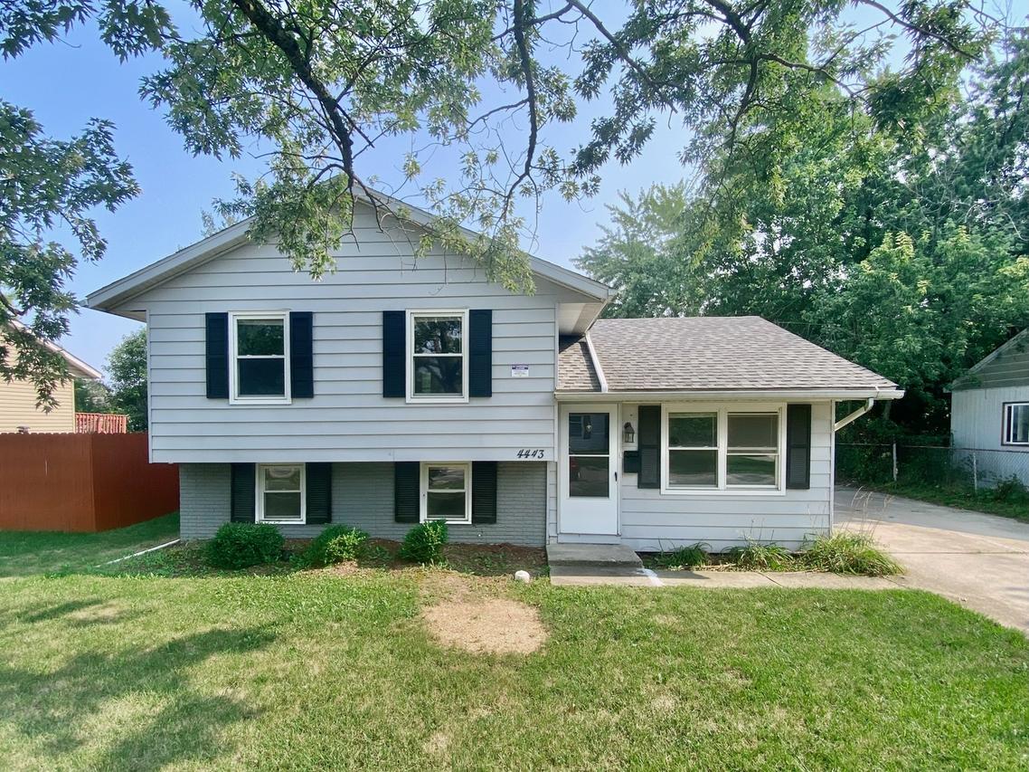 4443 Ascot Ct., Richton Park, IL 60471