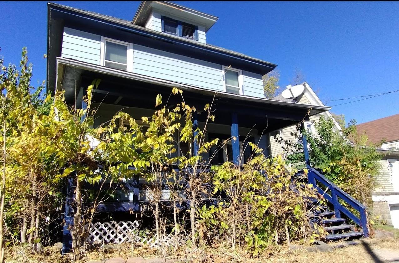 928 North Ave., Rockford, IL 61103