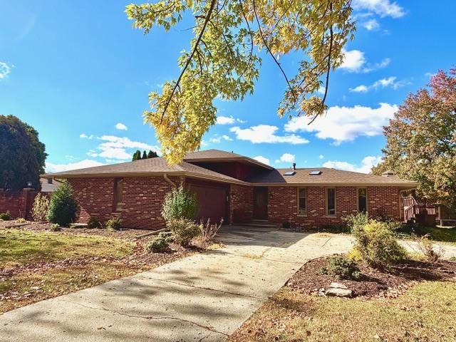 619 Fairlane Dr., Joliet, IL 60435