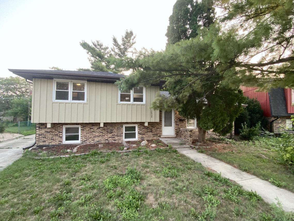 16428 Wabash Ave., South Holland, IL 60473