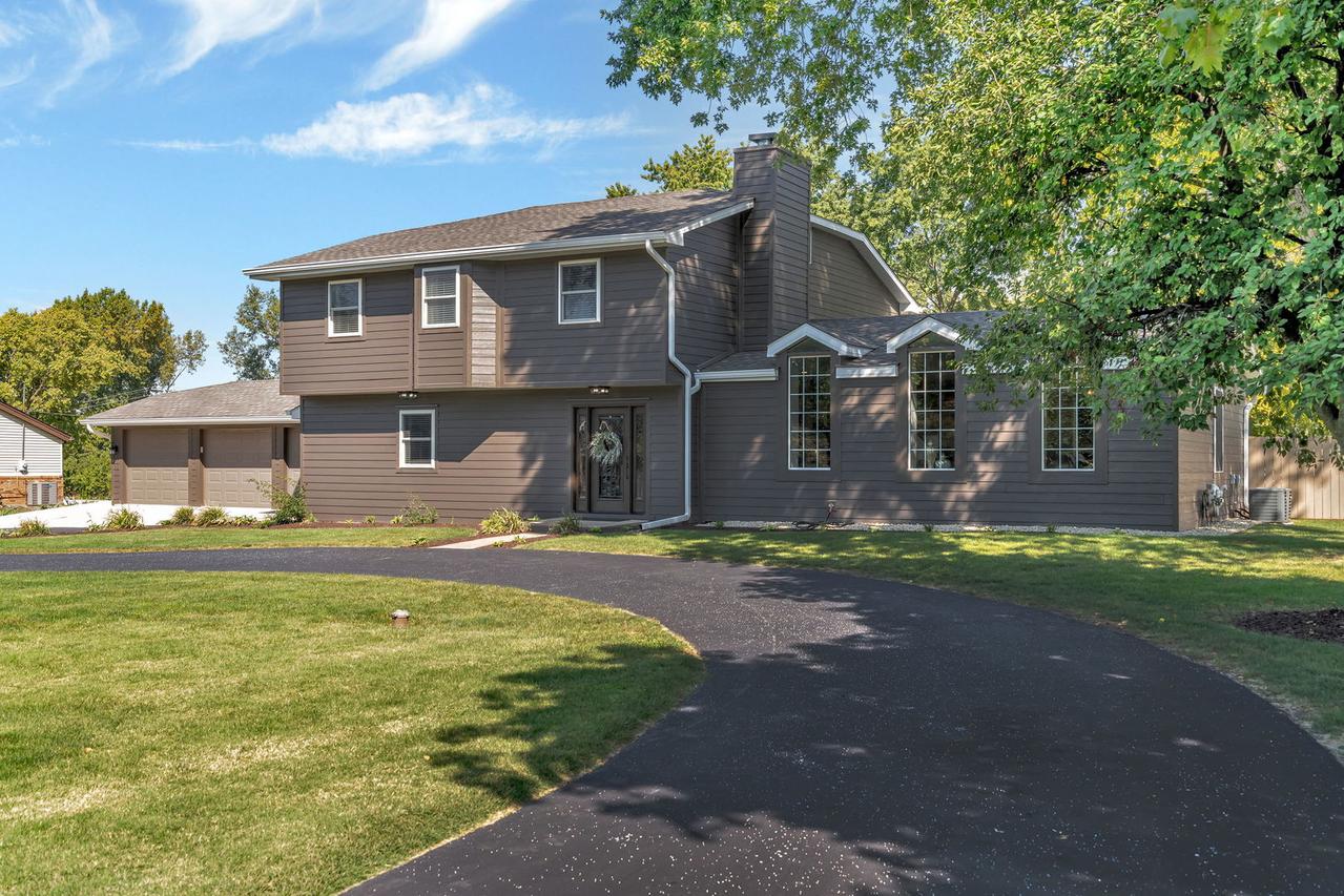 3509 Greenmeadow Ln., Joliet, IL 60431