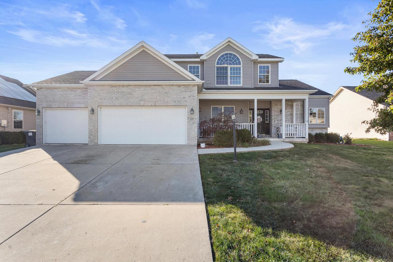 407 W Walnut St., Tolono, IL 61880