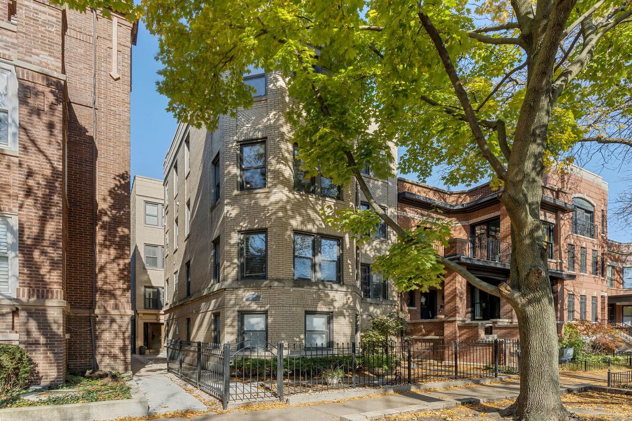 1250 W Cornelia Ave. #3S, Chicago, IL 60657