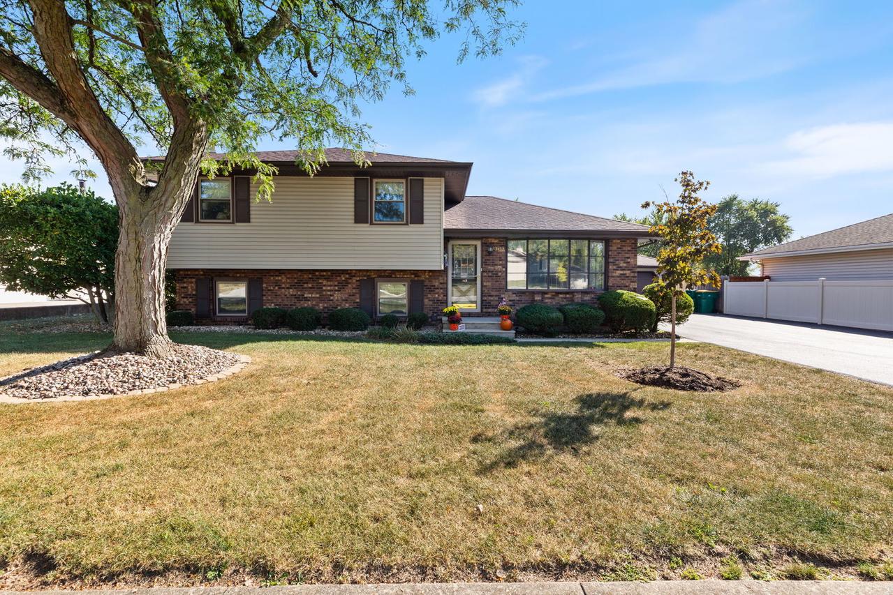 3832 Buck Ave., Joliet, IL 60431