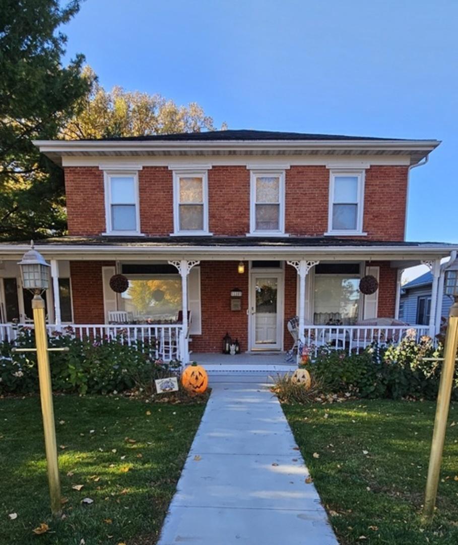 110 W Mason St., Lena, IL 61048