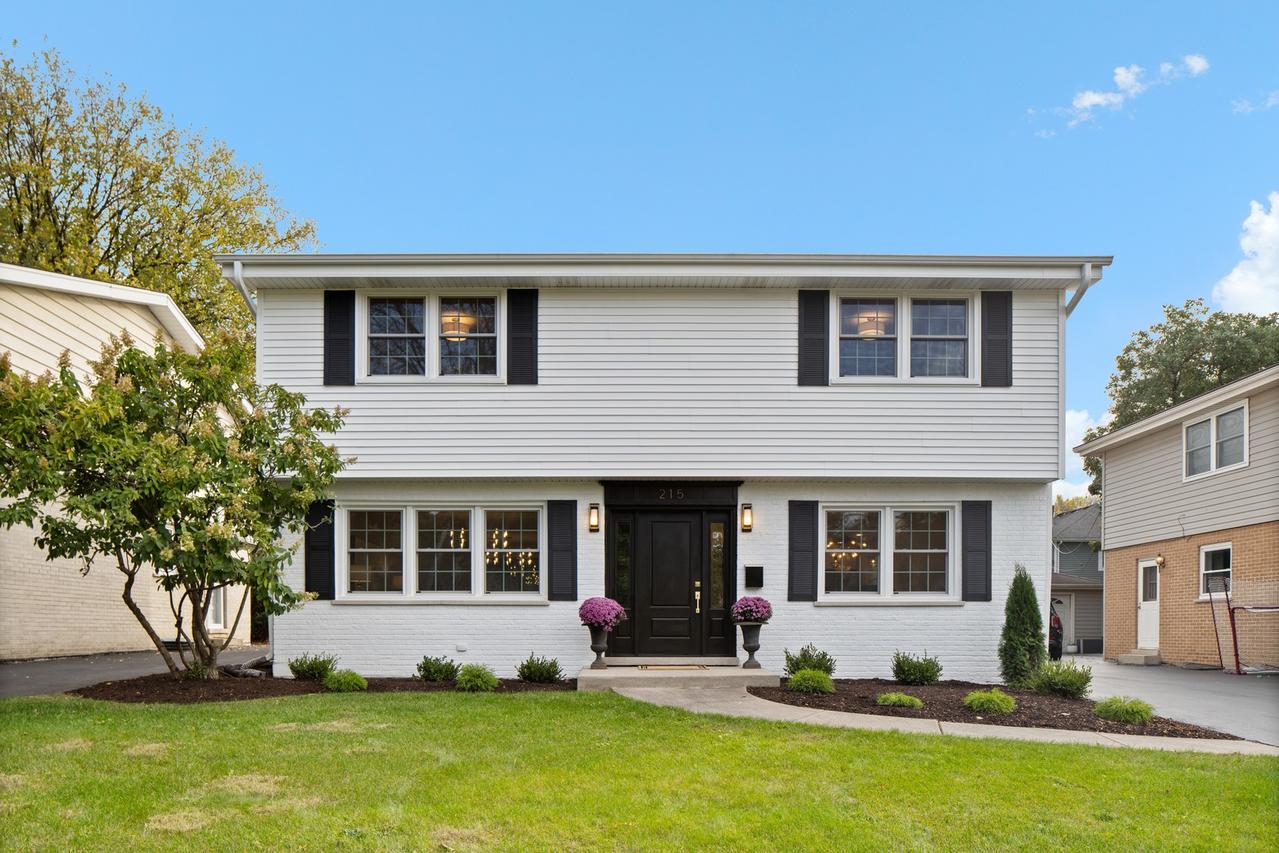 215 45th St., Western Springs, IL 60558