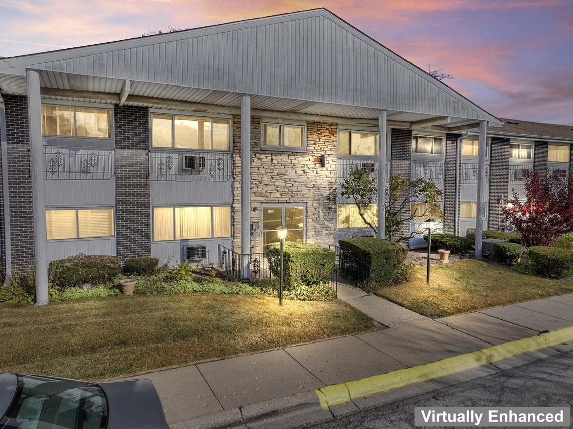 [Address Hidden by Seller], Waukegan, IL 60085