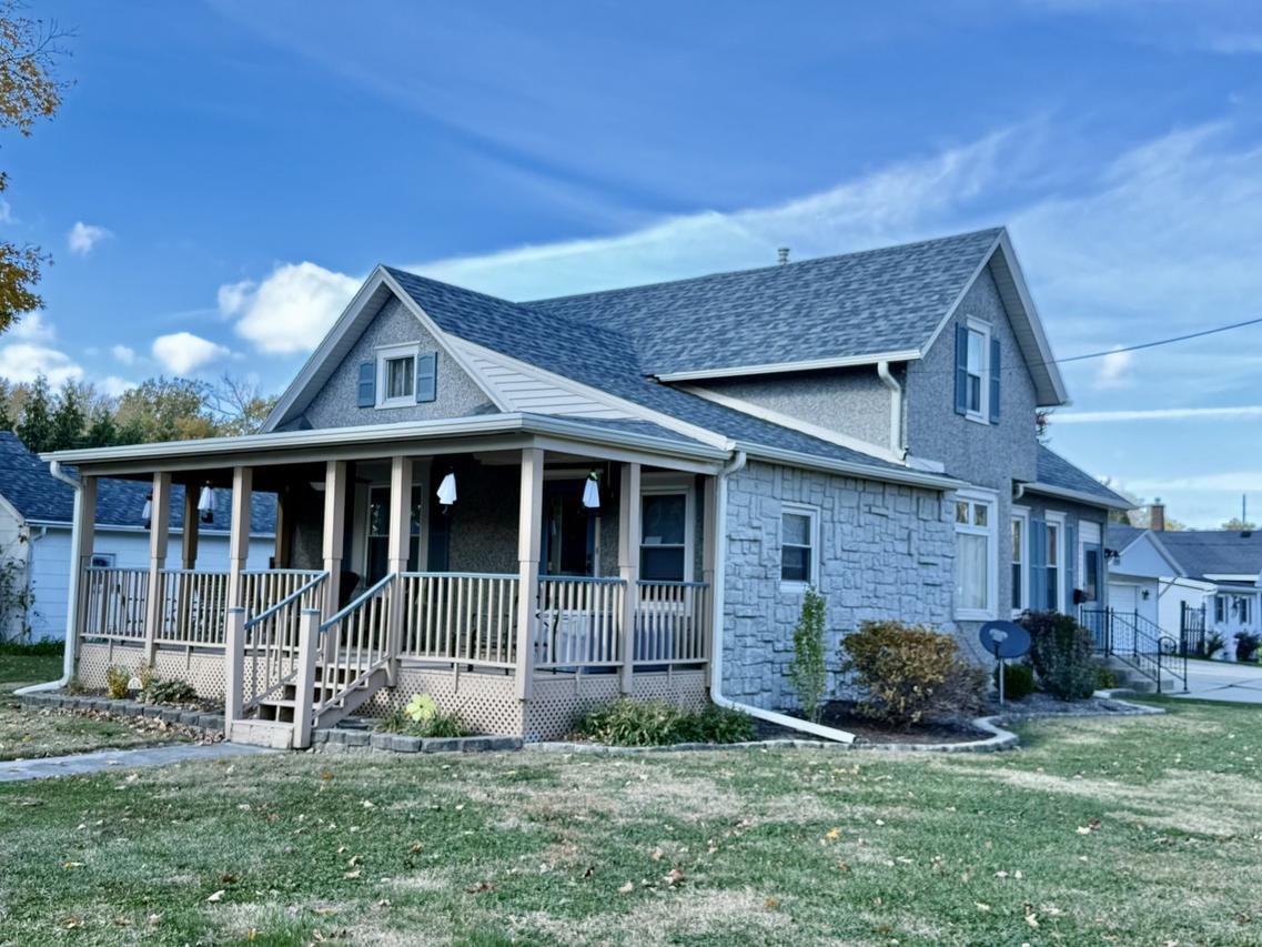 2301 Market St., Peru, IL 61354