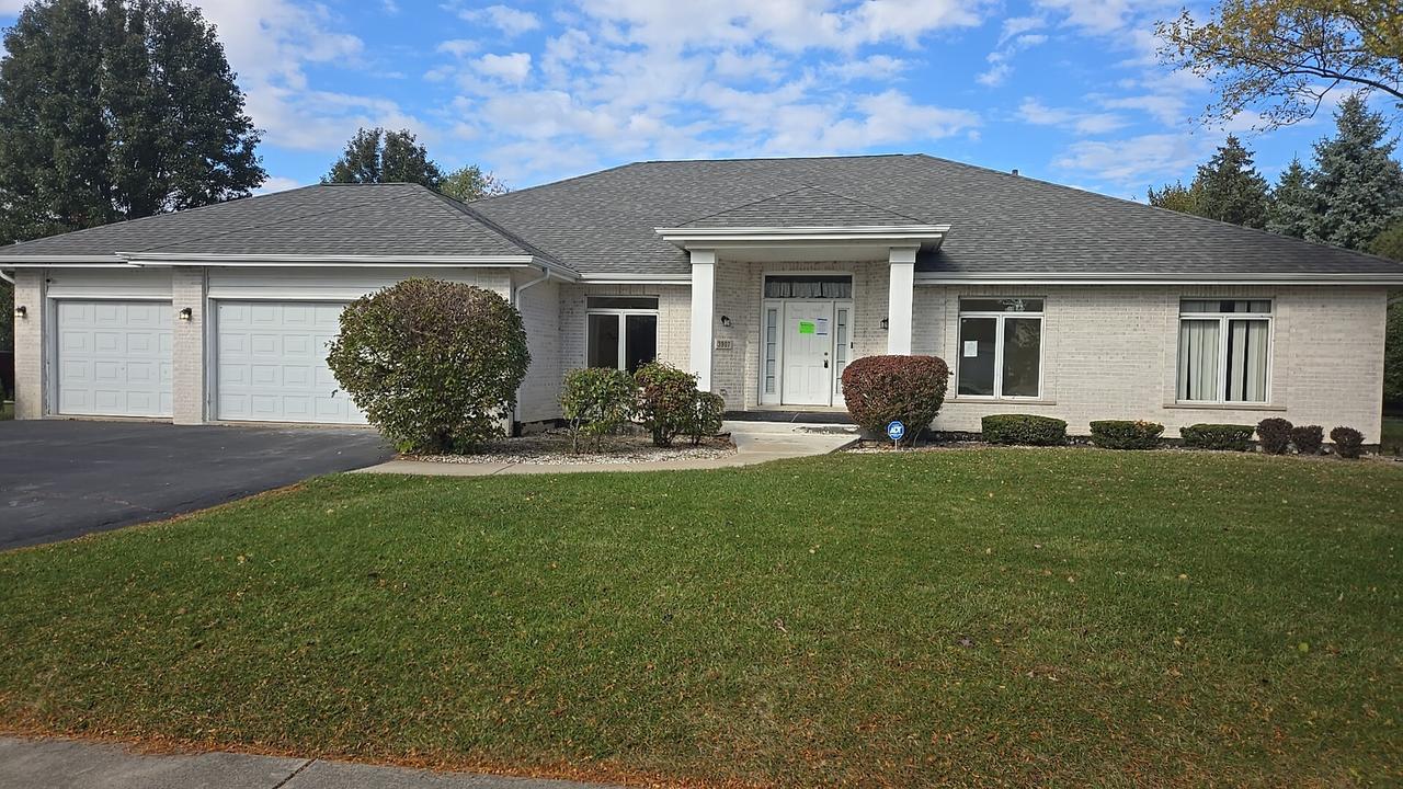 3907 Troon St., Flossmoor, IL 60422