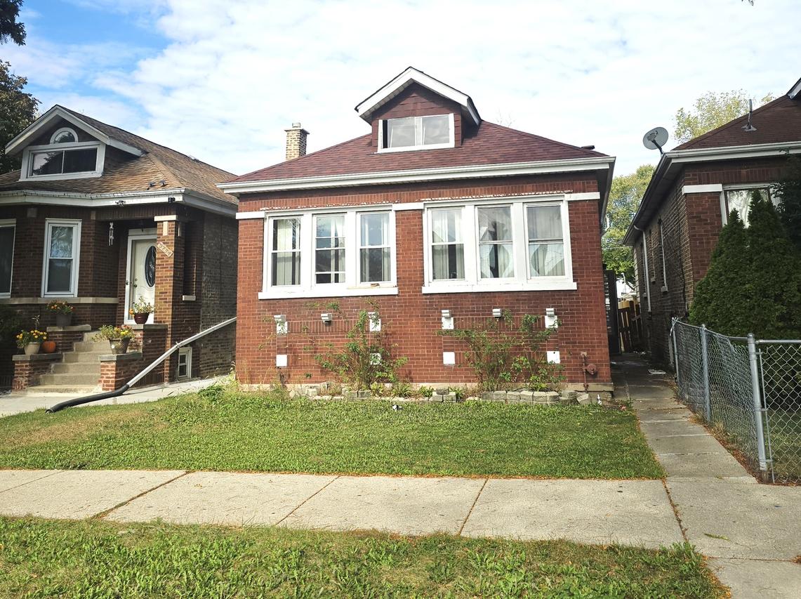 3750 W 65th St., Chicago, IL 60629