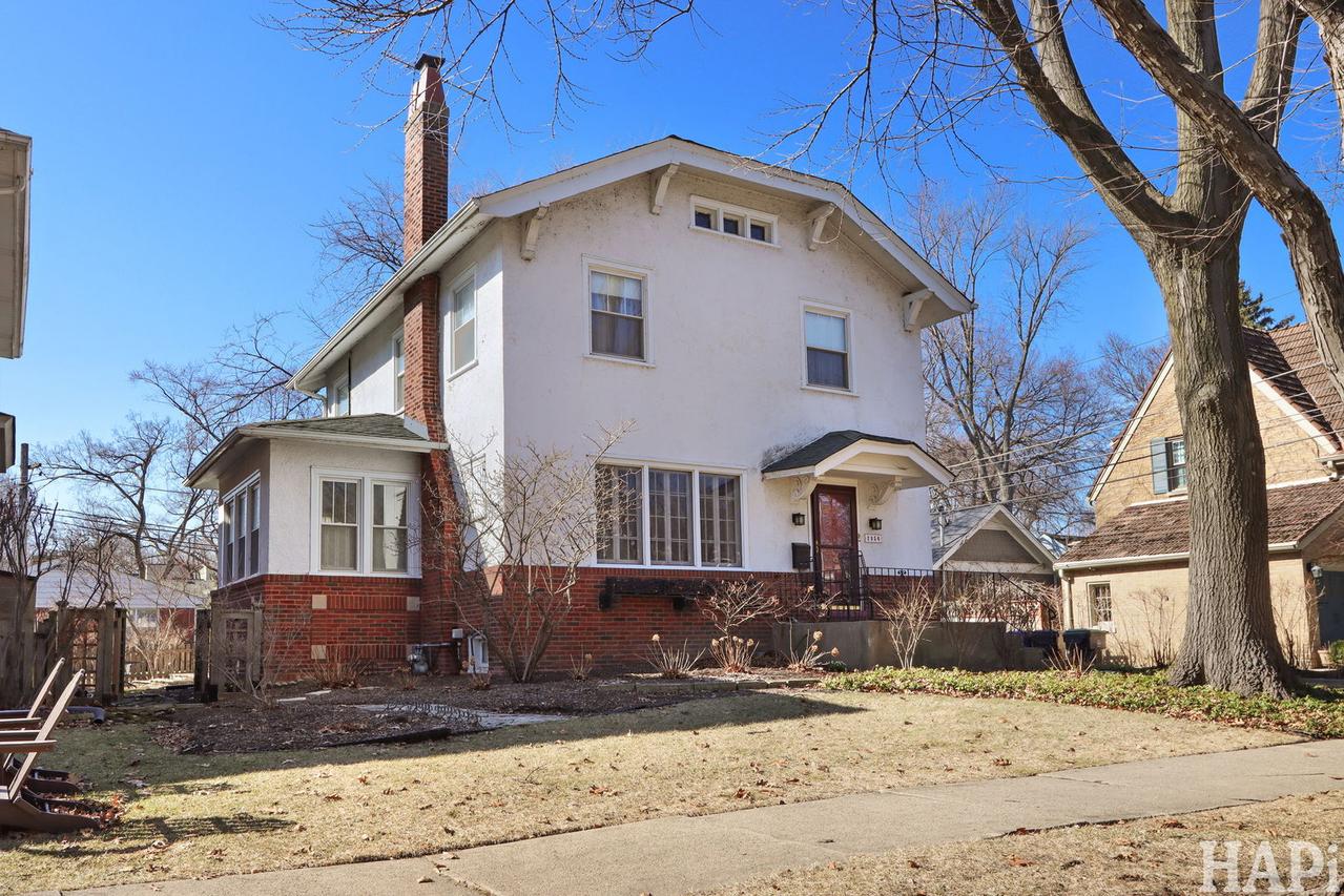 2356 Ashland Ave., Evanston, IL 60201