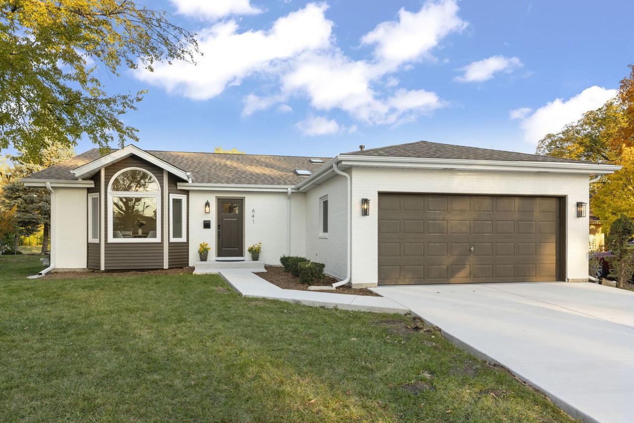 641 N Highview Ave., Addison, IL 60101