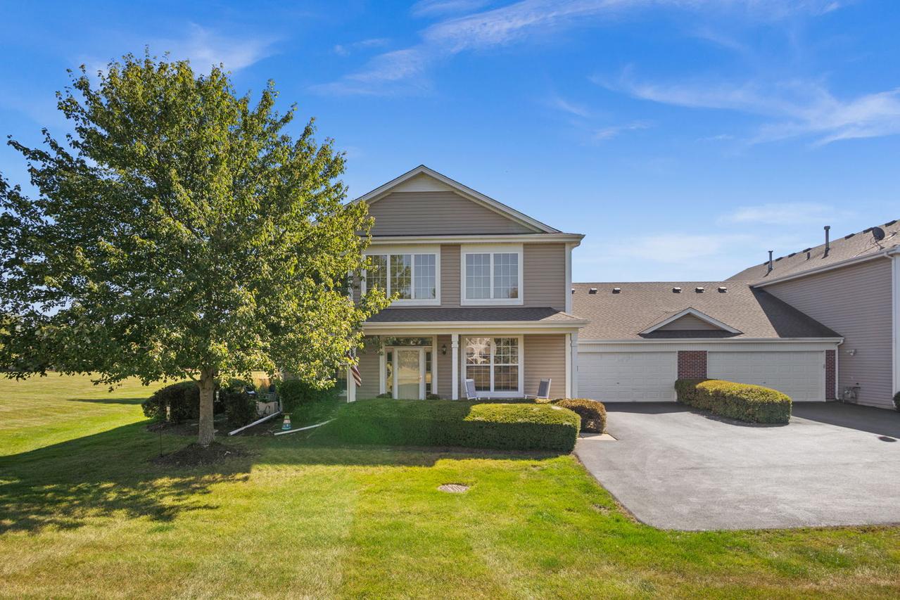 187 Brompton Ln. #B, Sugar Grove, IL 60554