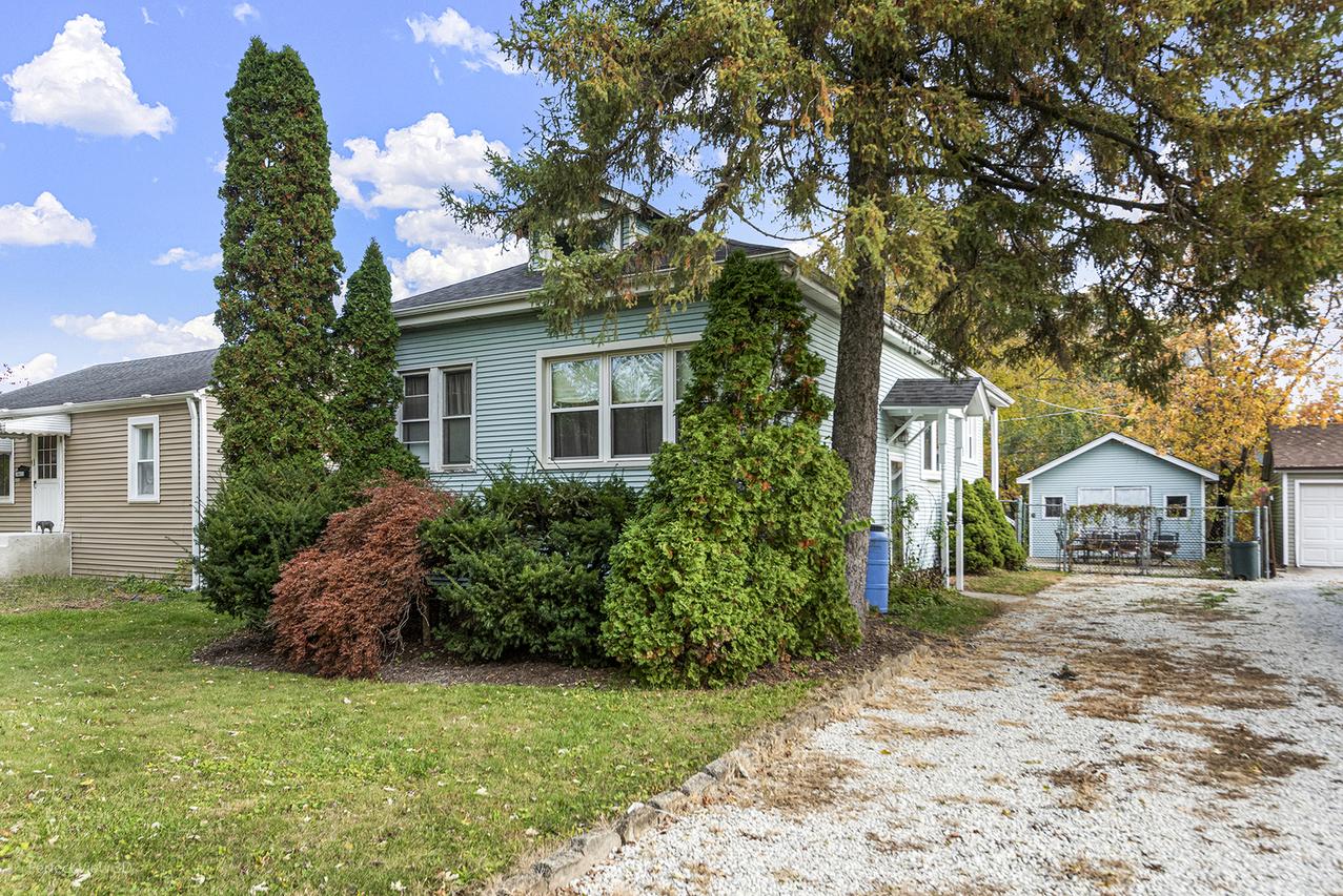 [Address Hidden by Seller], Midlothian, IL 60445