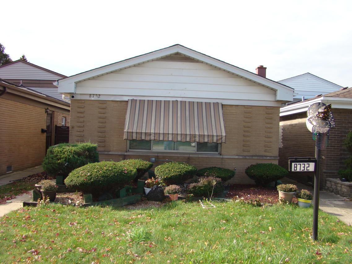 8732 S Calumet Ave., Chicago, IL 60619