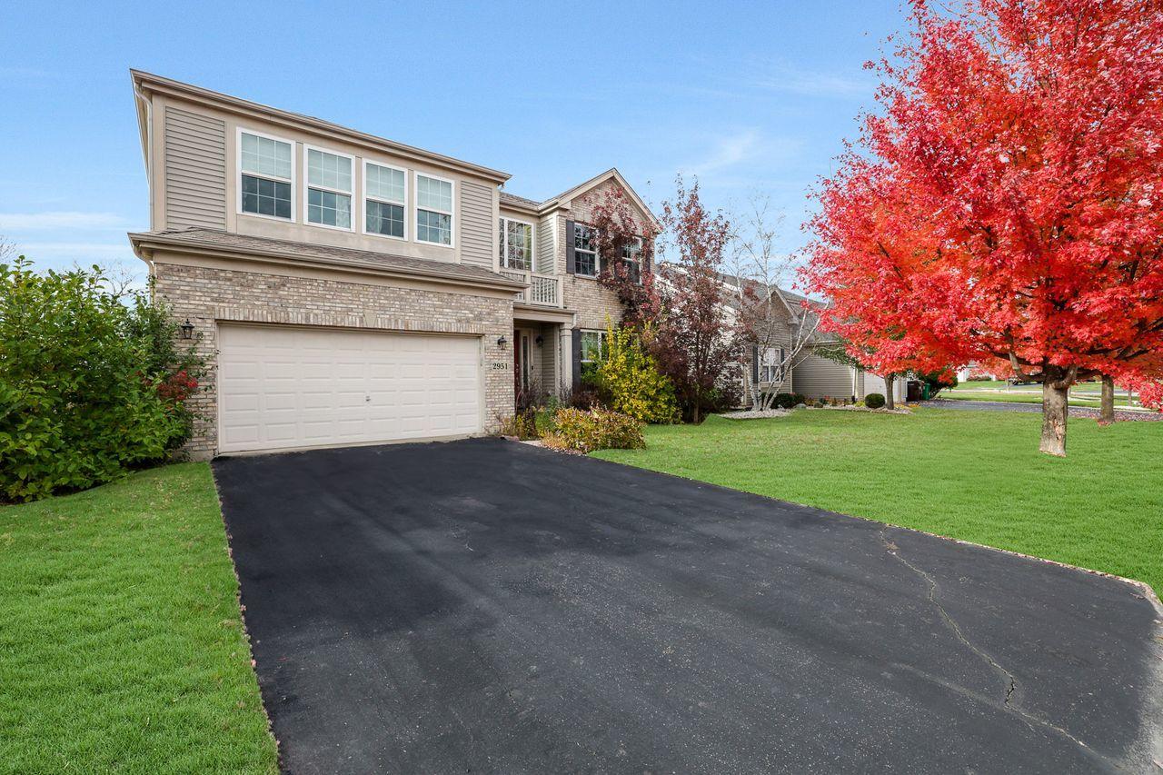 2951 Braeburn Way, Woodstock, IL 60098