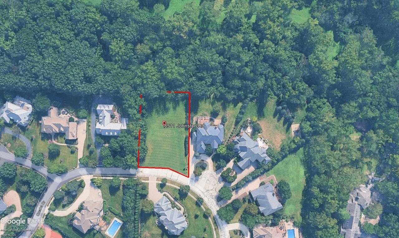 8511 Johnston Rd., Burr Ridge, IL 60527